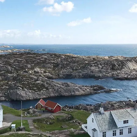 Hébergement de vacances 9 Person Holiday In Lyngdal *